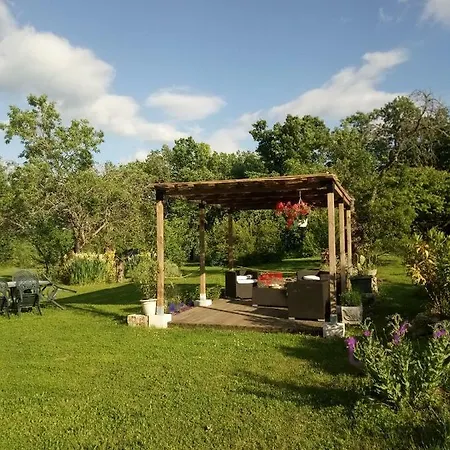 Le Puech Des Amandiers Hotel *